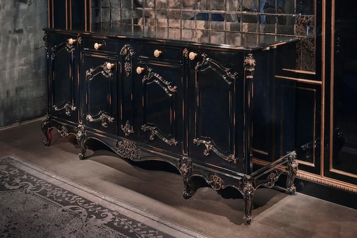 Klasyczne włoskie meble renesansowe